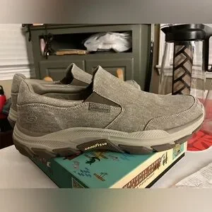 Skechers | Shoes | Skechers Mens Relaxed Fit Respected  display picture 1